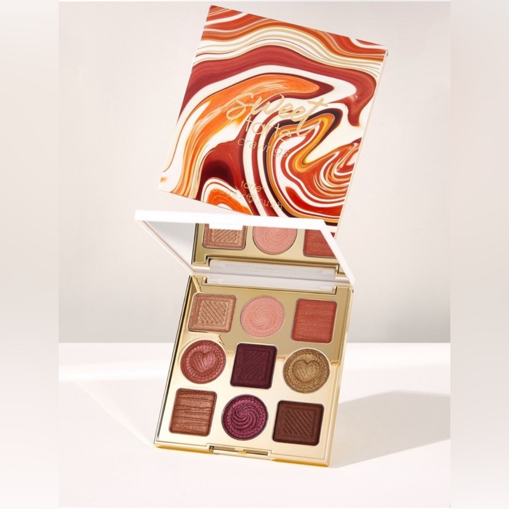 Tarte Cravings Palette